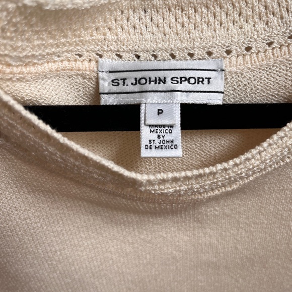 ST JOHN Sport cream knit tank P will blend crochet detail - Picture 6 of 9